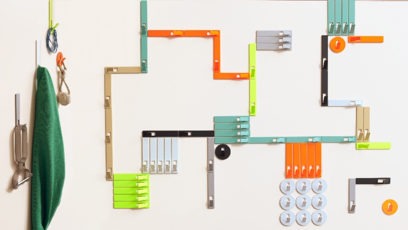 Gancio appendiabiti da parete adesivo